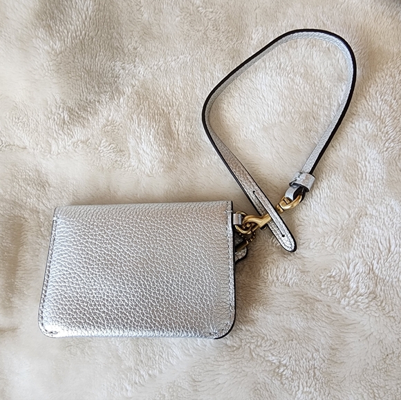 Coach Metallic Leather Card Case - Picture 8 of 8